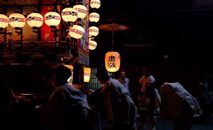 秋の高山祭り